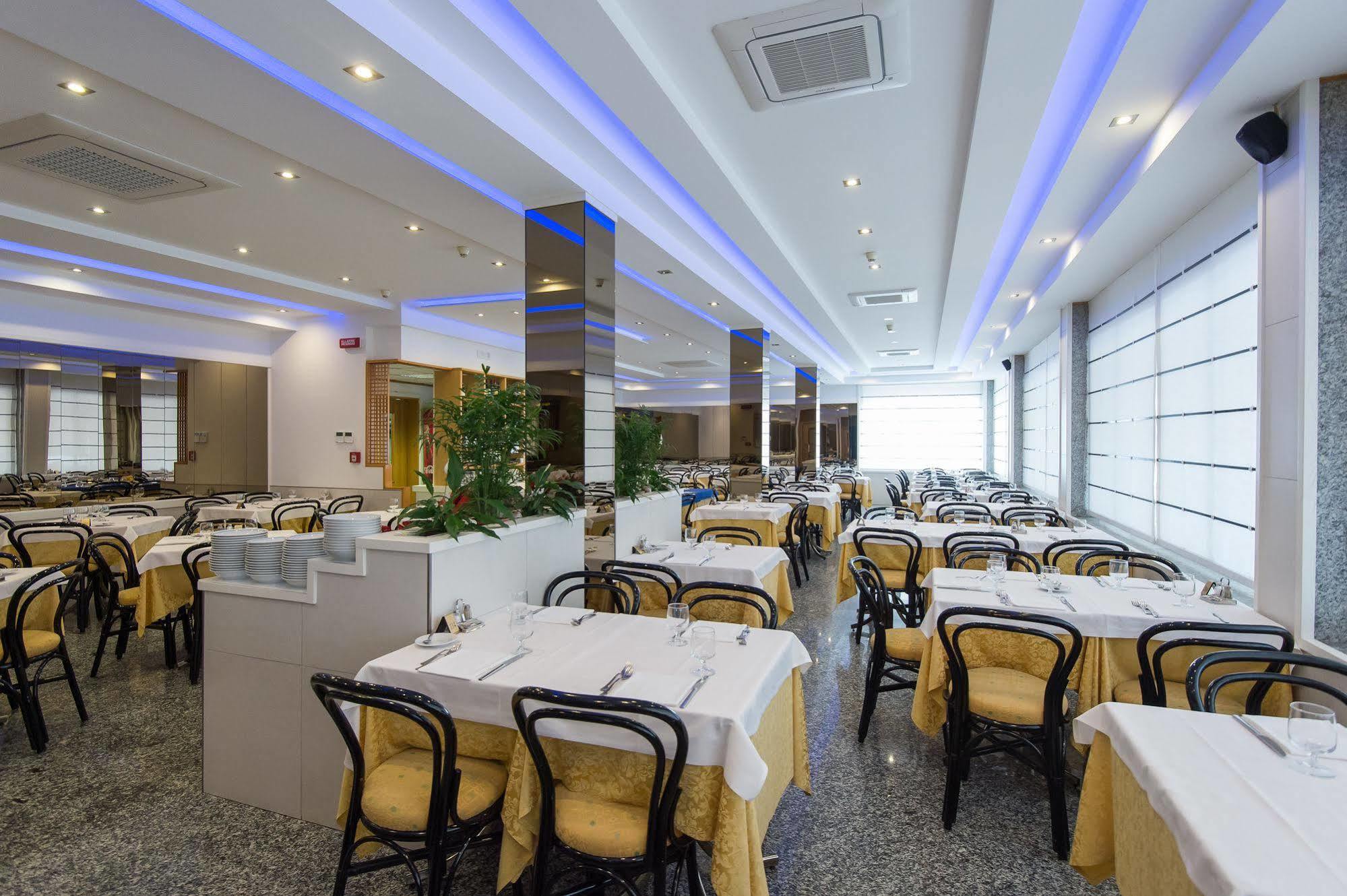 Christian Hotel 3*