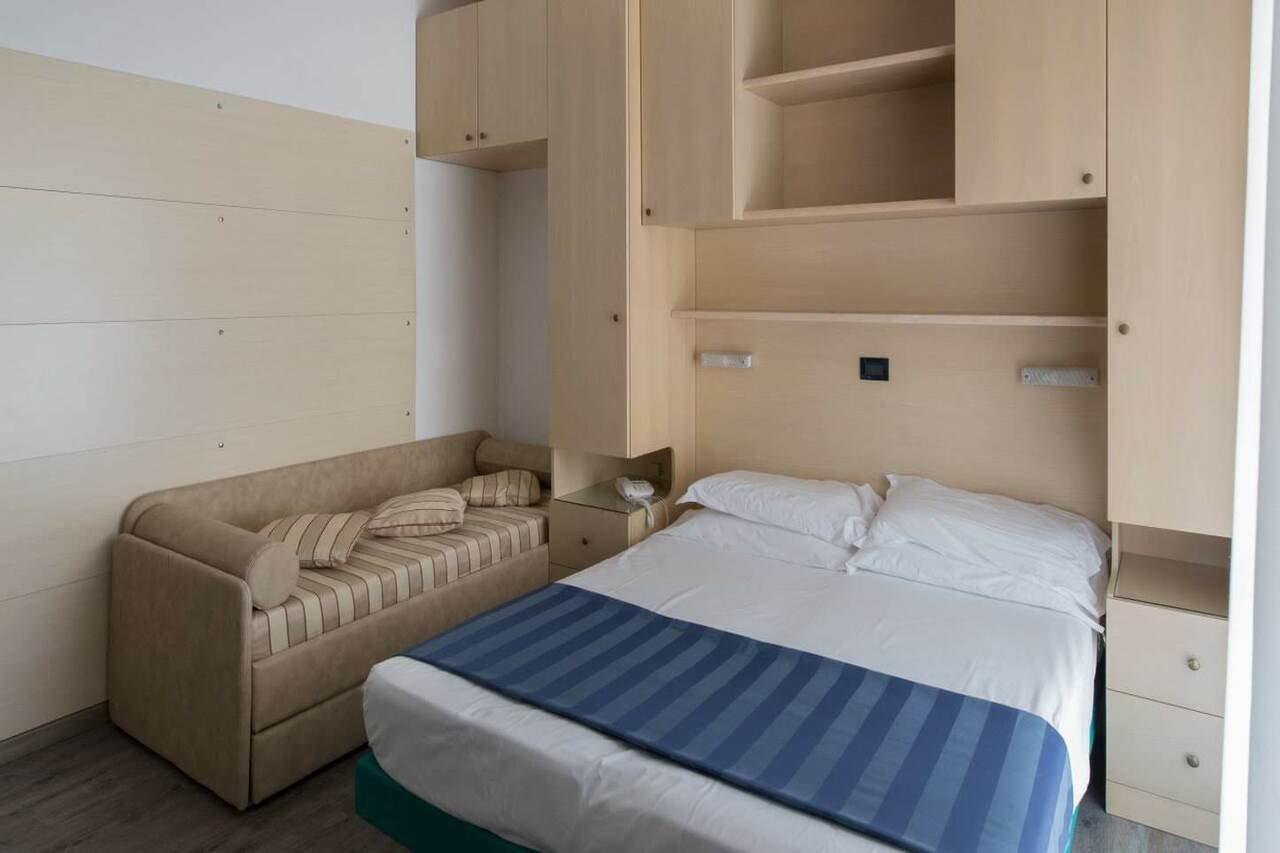 Hotel Christian 3*