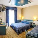 Christian Hotel 3*