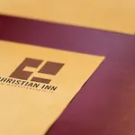 Christian 3*