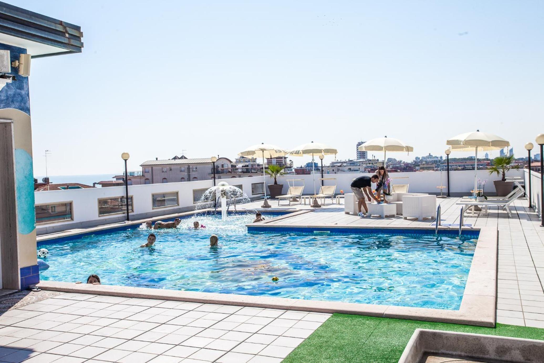 Hotel Christian 3*