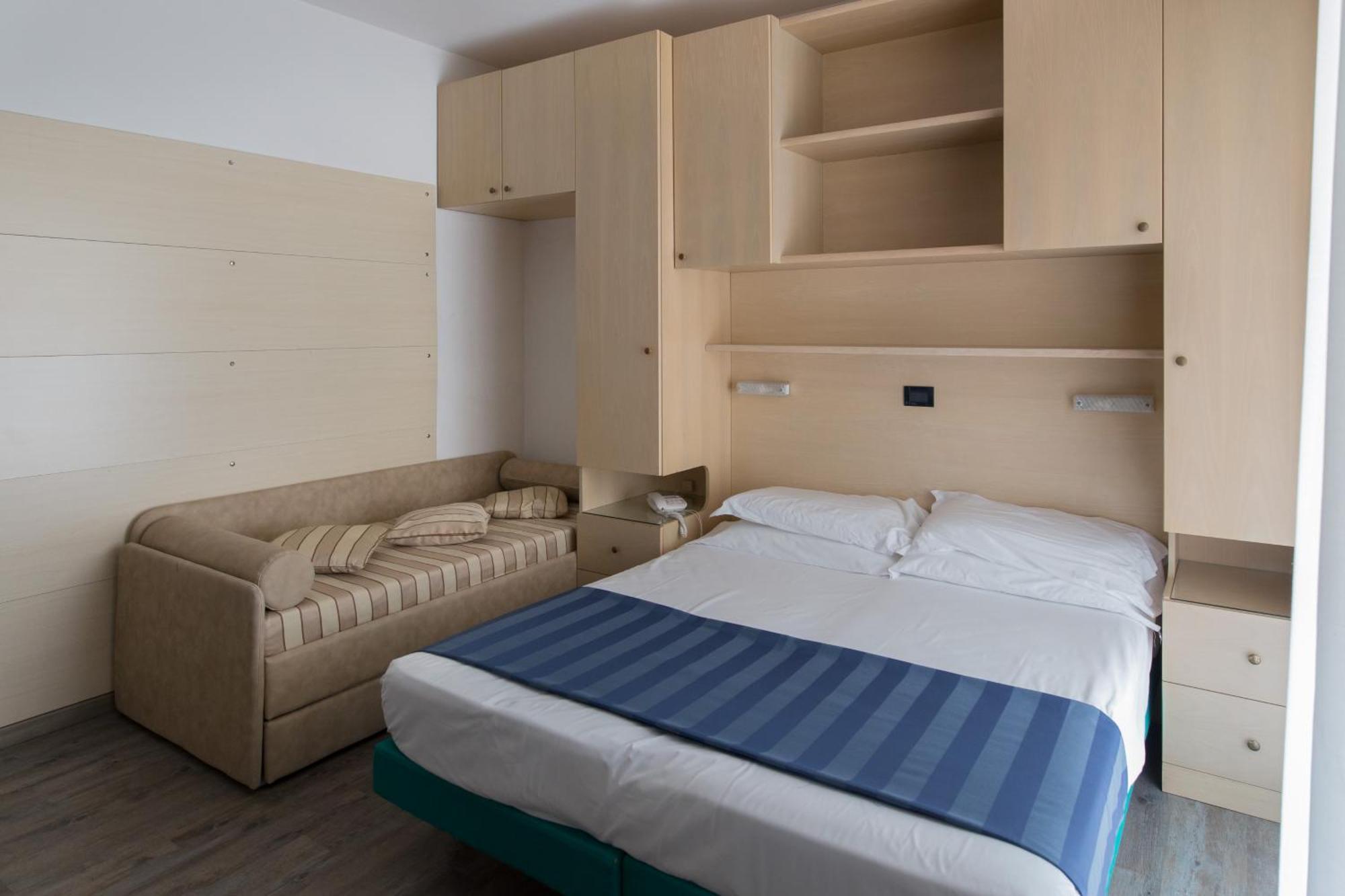 Hotel Christian 3*